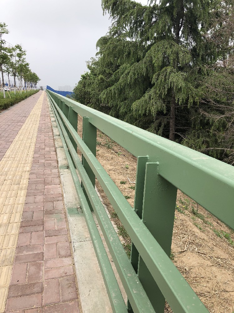 鋁材刷新新選擇：醇酸漆，煥發(fā)持久光彩